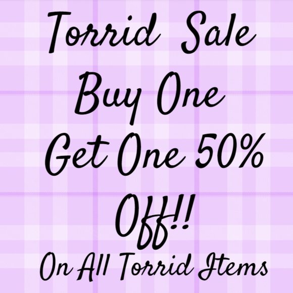 Torrid Black Cream Suede Studded Sandals .5 W - Picture 5 of 5